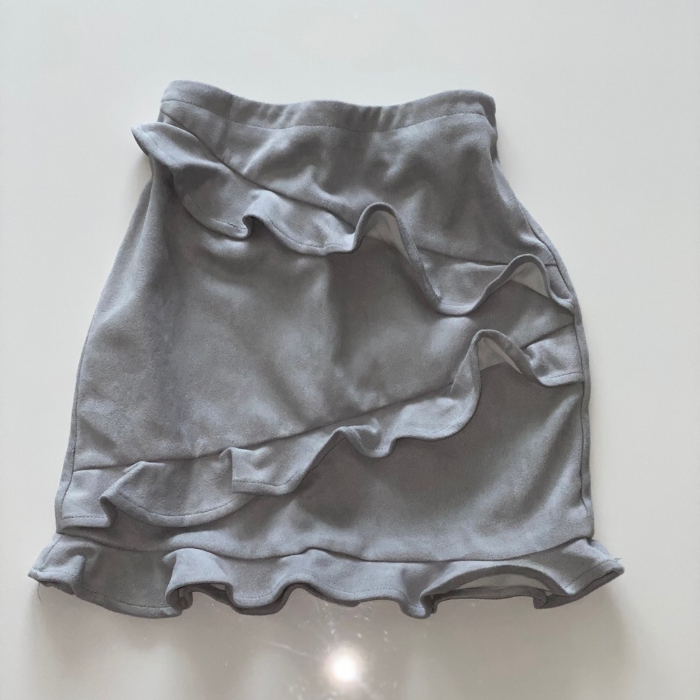 Faux suede gray skirt